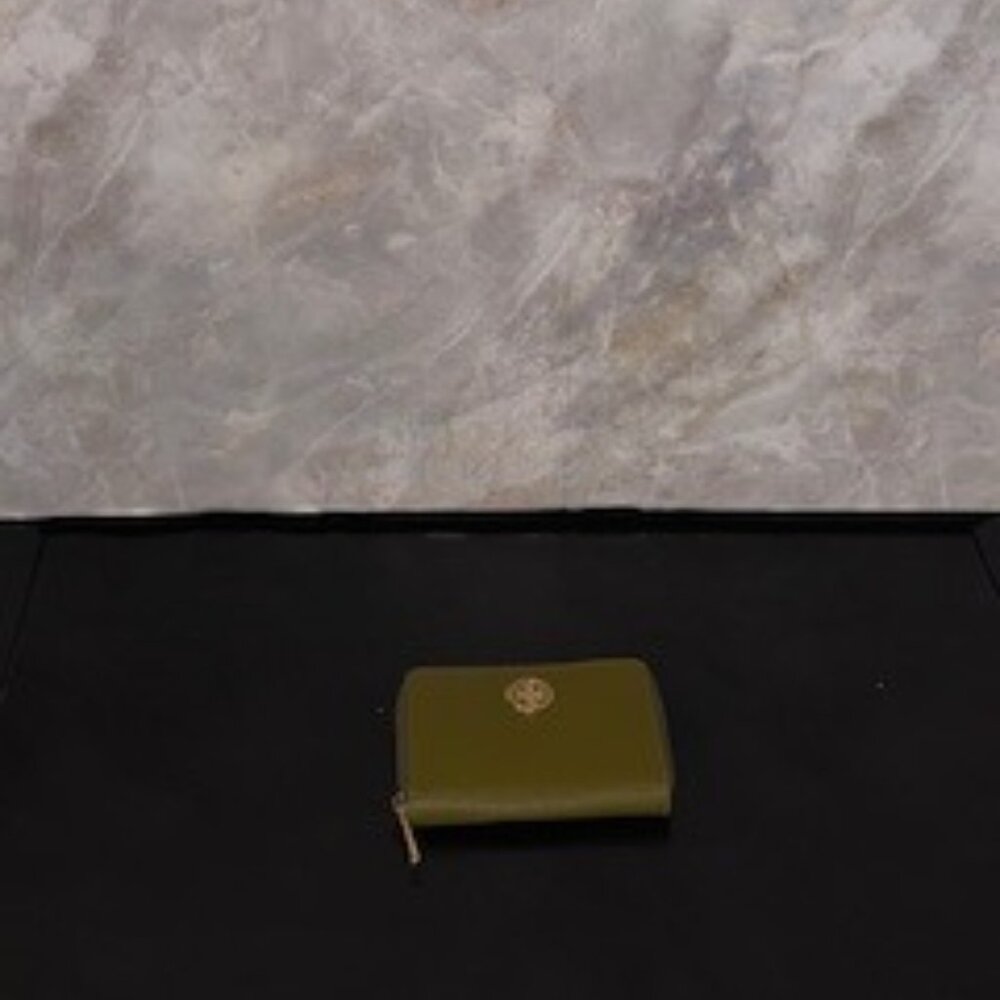 Tory Burch Saffiano Leather  Coin Wallet, Olive Green